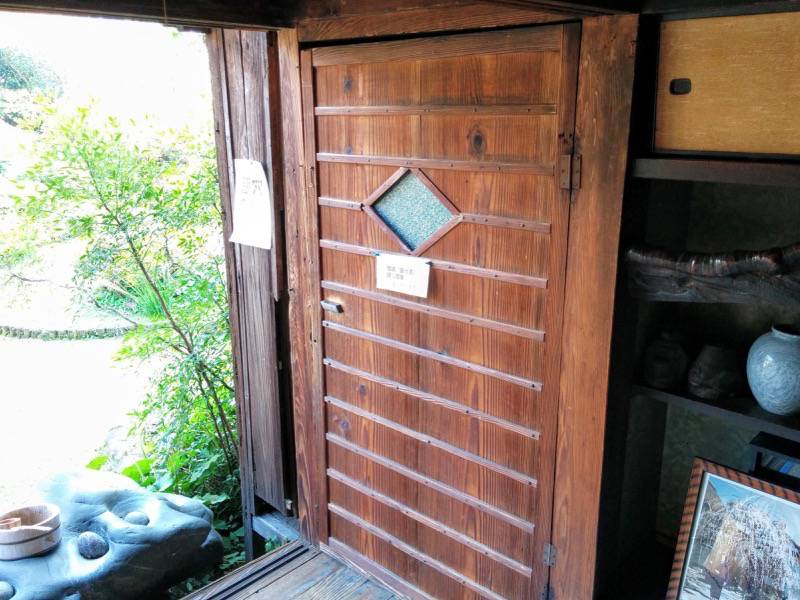 武家屋敷 抜け道の入口