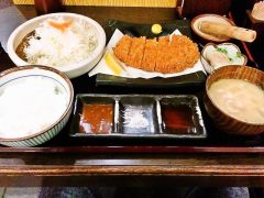 黒かつ亭中央駅店の上ロースかつ定食｜鹿児島県鹿児島市