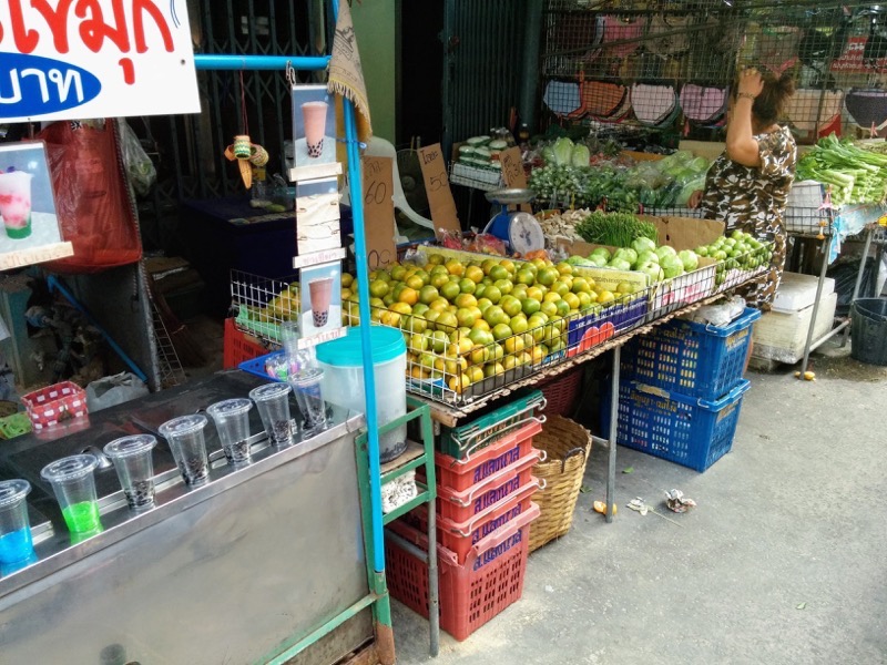 05果物屋さん.jpg 05果物屋さん