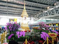 タイ・スワンナプーム国際空港 SIMの購入とバンコクへのアクセス