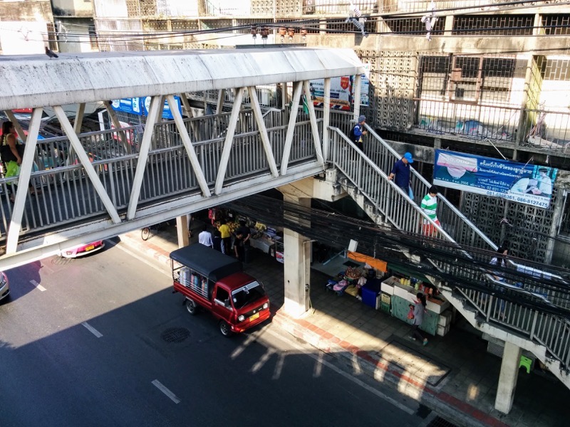 02歩道橋