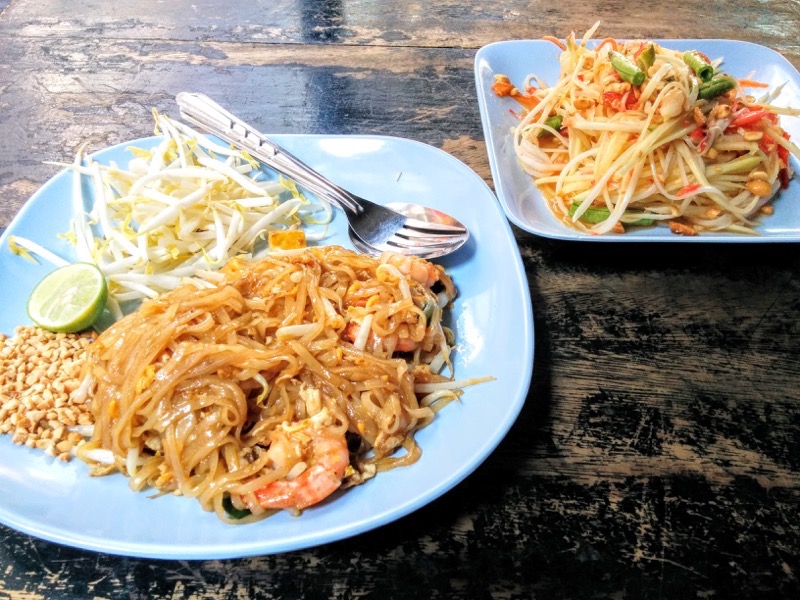 19パッタイとソムタム