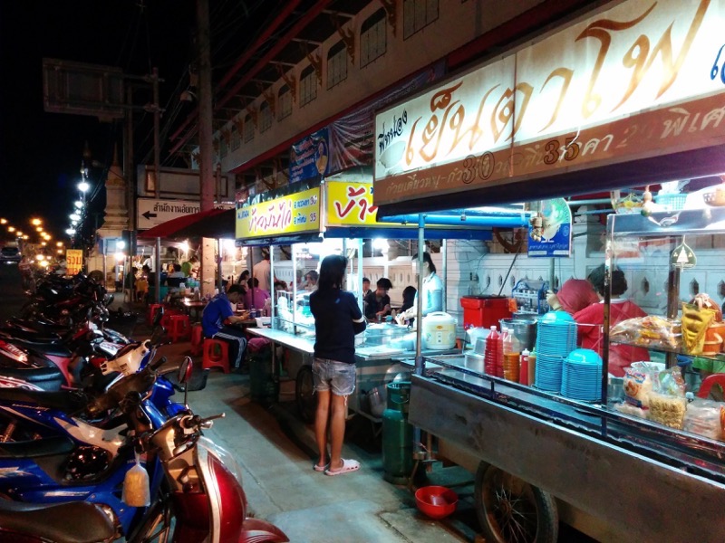 25スコータイの夜.jpg 25スコータイの夜