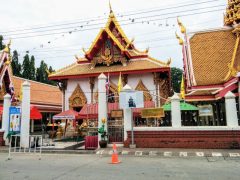 ワット ナーン パヤーに参拝｜タイ ピサヌローク