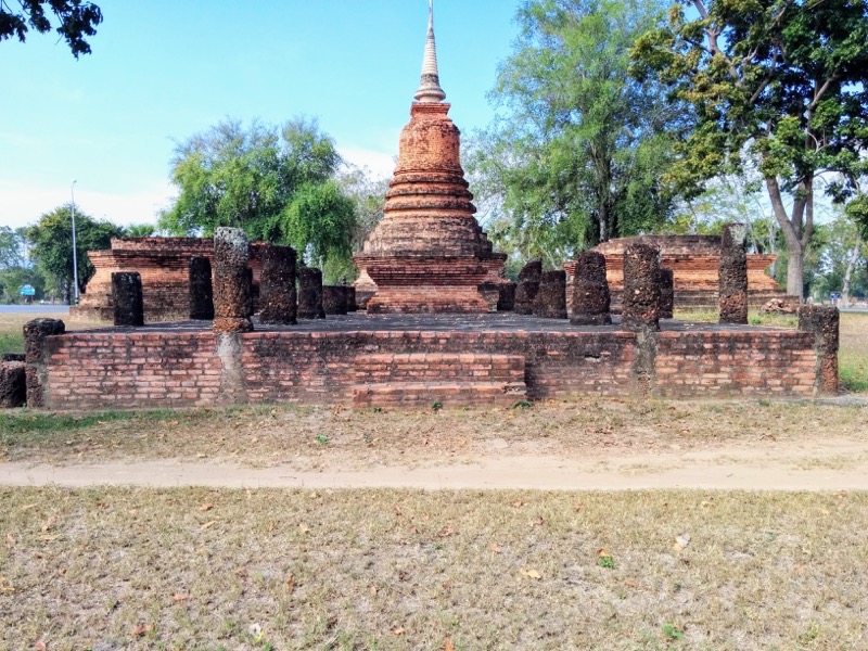 32名もない遺跡