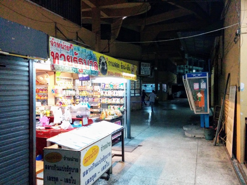 31チェンマイバスターミナル.jpg 31チェンマイバスターミナル