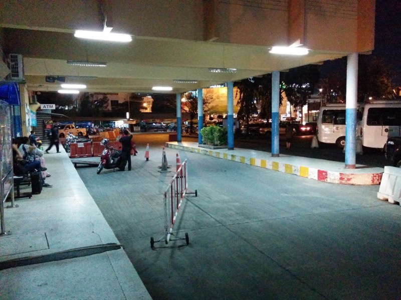 28チェンマイバスターミナル.jpg 28チェンマイバスターミナル