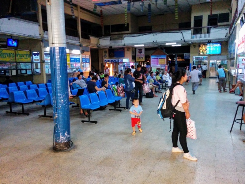 29チェンマイバスターミナル.jpg 29チェンマイバスターミナル