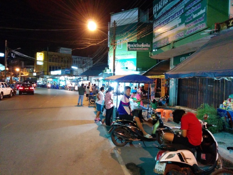 11スコータイの夜.jpg 11スコータイの夜