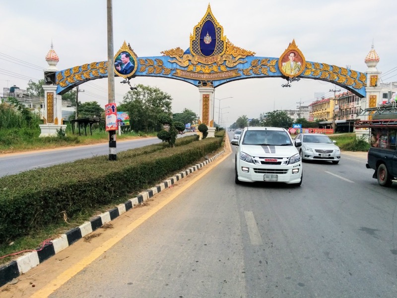 02トゥクトゥクからの眺め.jpg 02トゥクトゥクからの眺め