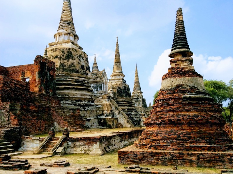 28三仏塔左斜め後ろから.jpg 28三仏塔左斜め後ろから