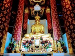 黄金の仏像を祀るワット・ナー・プラメーン｜タイ アユタヤ