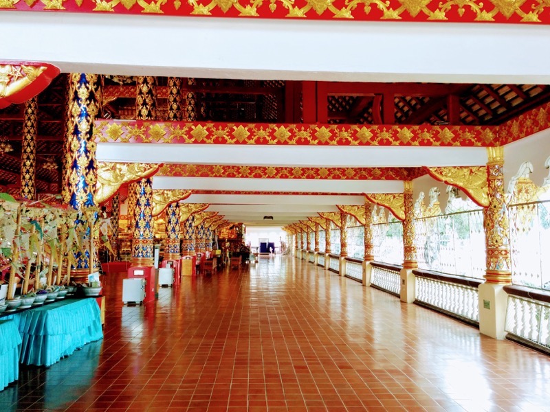 16本堂内.jpg 16本堂内