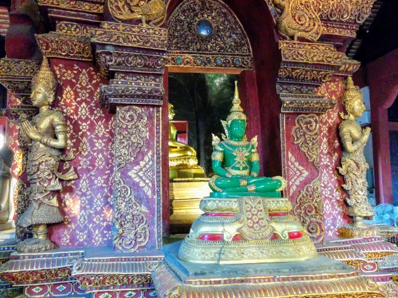 28本堂裏の礼拝堂