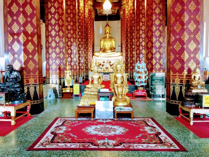 14本堂内.jpg 14本堂内