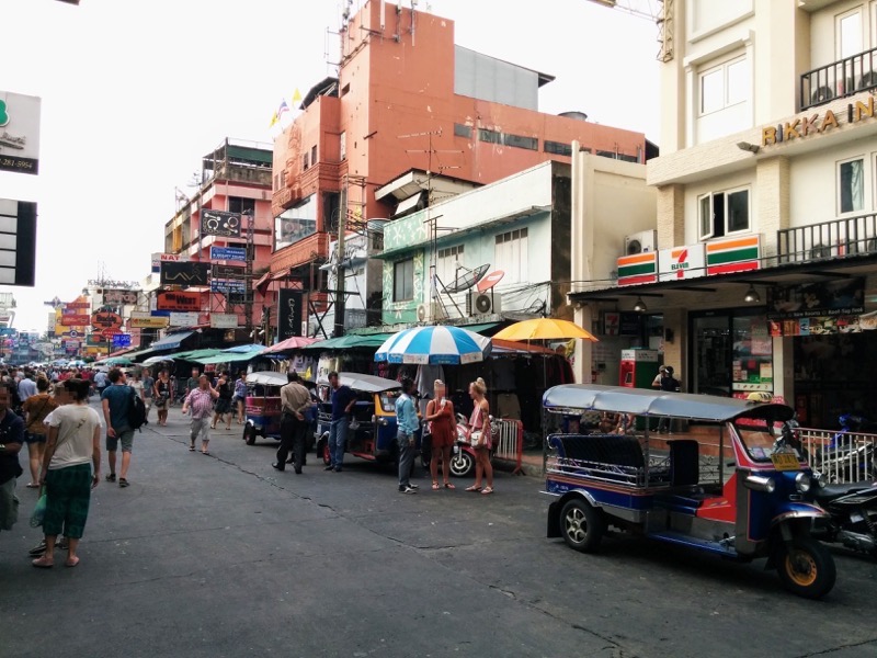 11カオサンロード