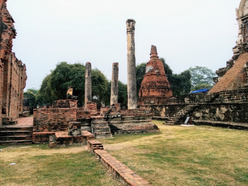 07礼拝堂の裏手.jpg 07礼拝堂の裏手