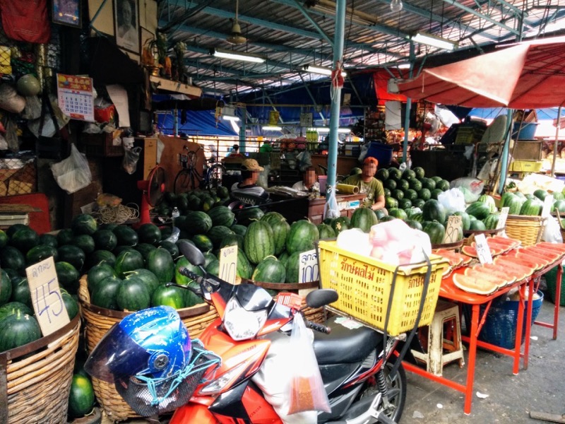 03果物屋さん.jpg 03果物屋さん