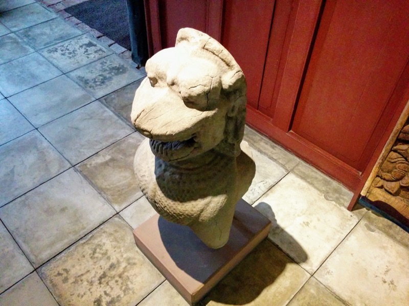 31ミャンマーの狛犬さん.jpg 31ミャンマーの狛犬さん