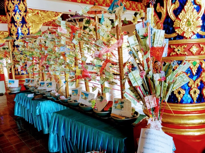 10本堂内.jpg 10本堂内