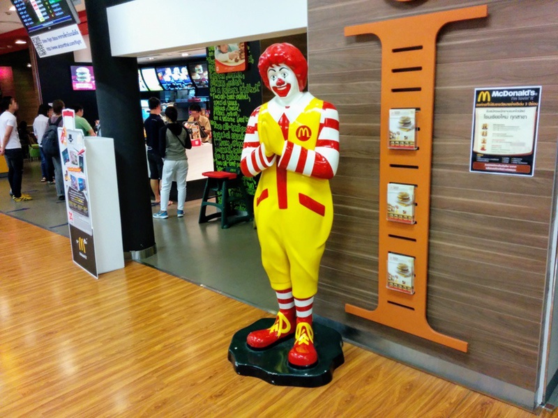 40ドナルドも合掌.jpg 40ドナルドも合掌