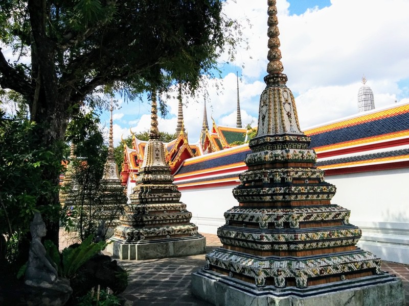 27小さな仏塔１