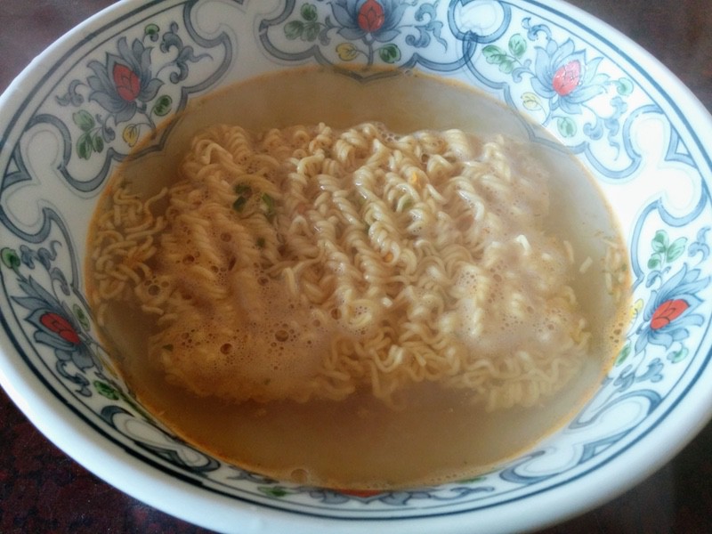 25インスタントラーメン赤６