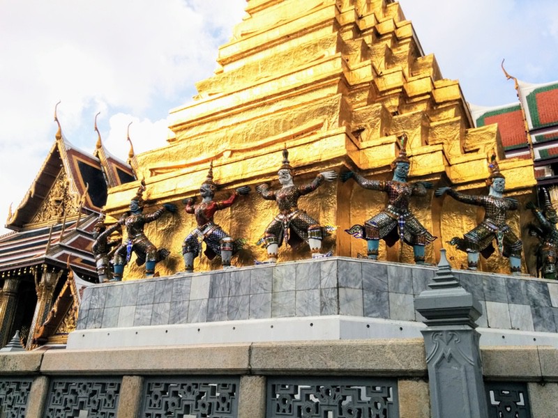 22プラ・スワナ・チェディ.jpg 22プラ スワナ チェディ