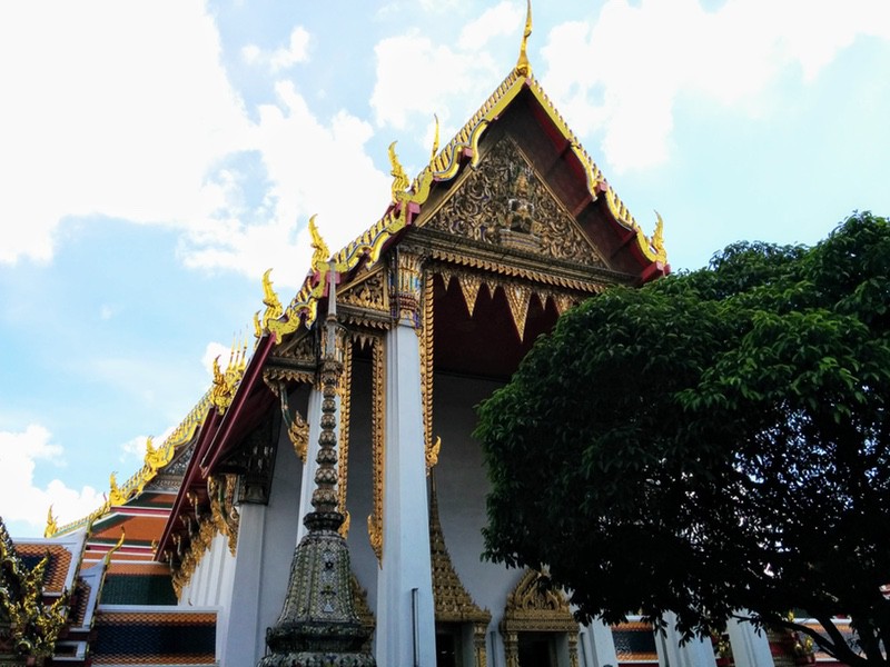 29本堂前のお堂１