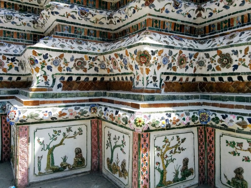 27大仏塔の装飾