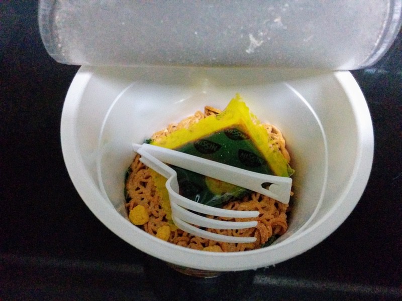 02TESCO惣菜とカップ麺.jpg 02TESCO惣菜とカップ麺