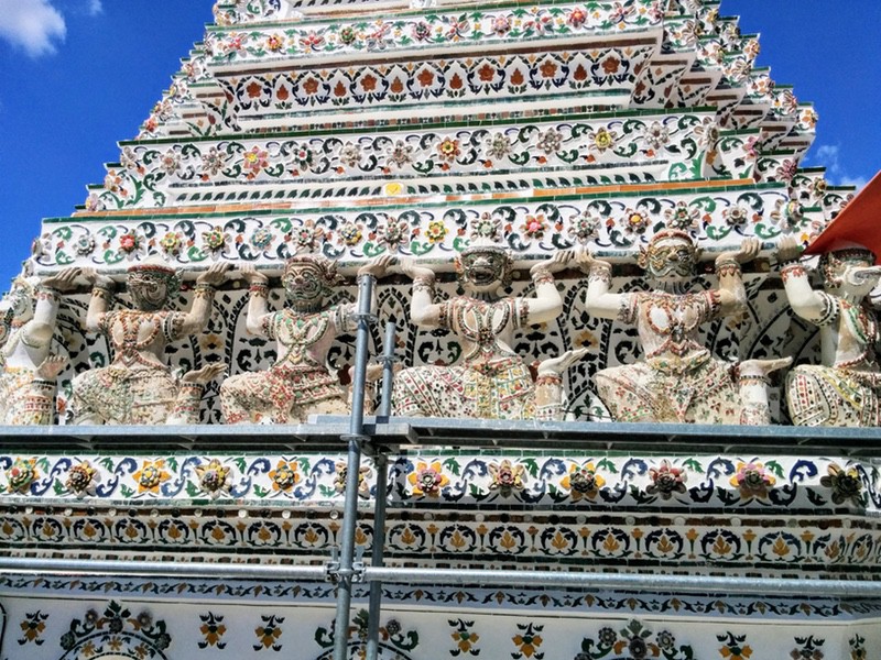 30小仏塔の装飾