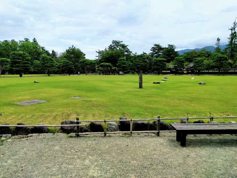 27本丸跡.jpg 27本丸跡