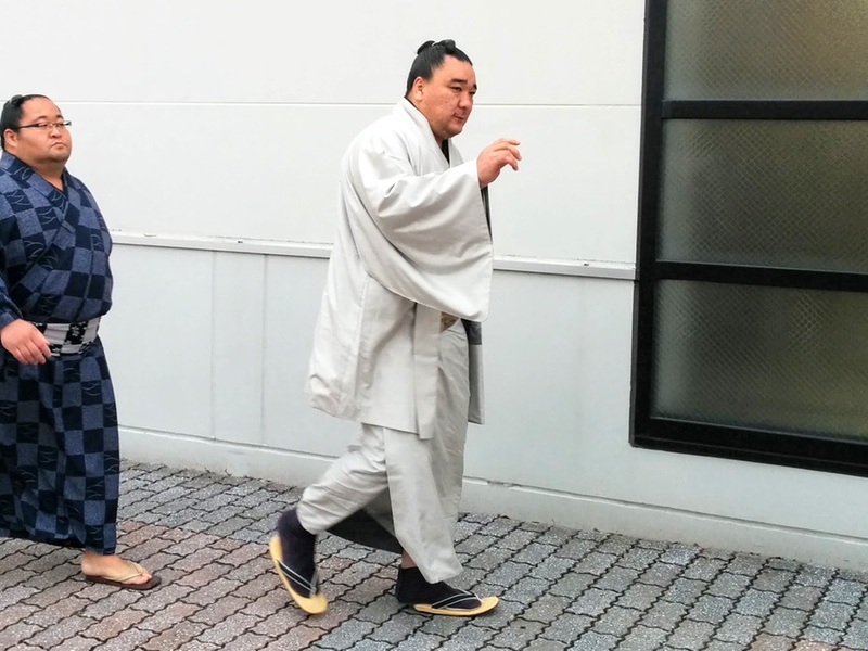 会場入り2015-38日馬富士2.jpg 会場入り2015 38日馬富士2