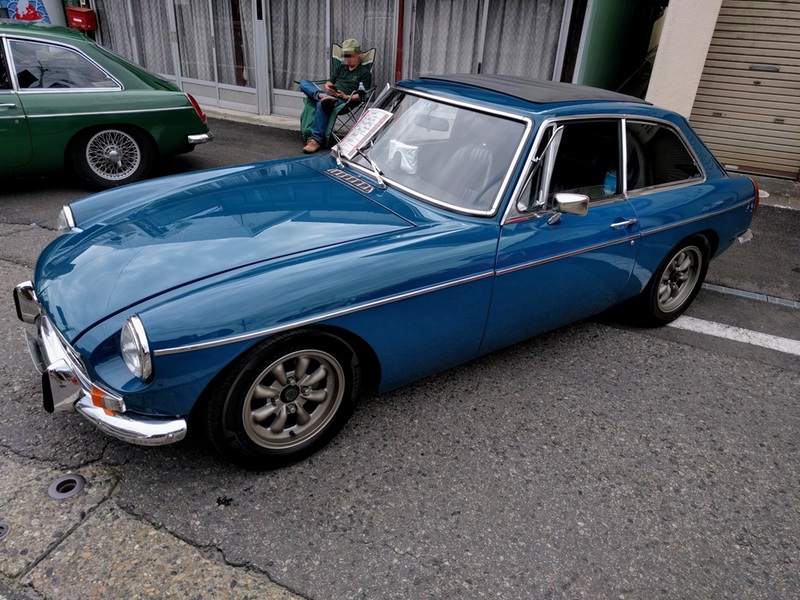 クラシックカー5MG B GT