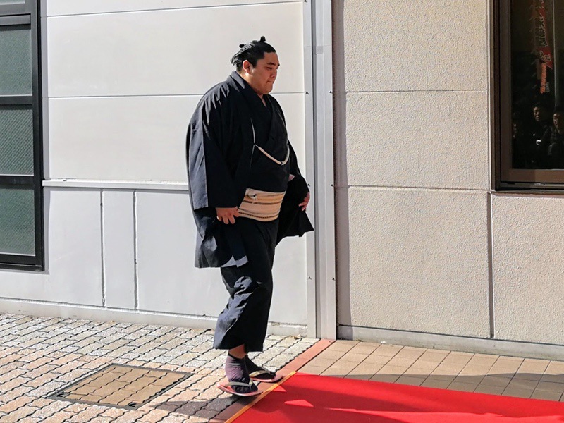 会場入り2017-18隠岐の海.jpg 会場入り2017 18隠岐の海