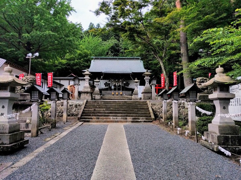 16南湖神社