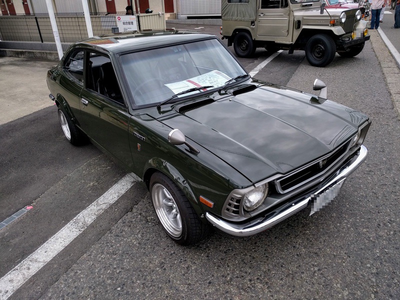 クラシックカー11カローラレビン