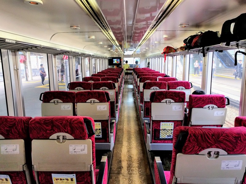 02車内.jpg 02車内