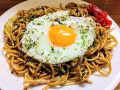 【閉店】やきそば館ゆう｜秋田県横手市｜肉玉やきそば