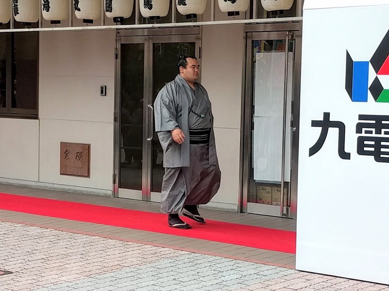 会場入り2016 13琴奨菊