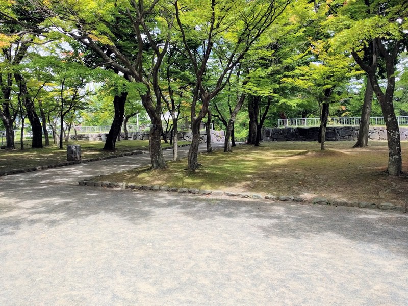 15本丸跡.jpg 15本丸跡