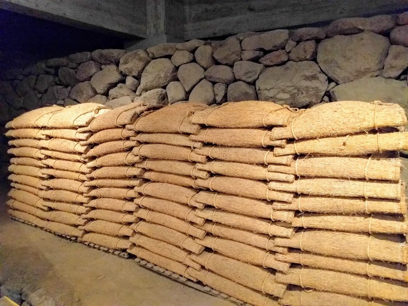 12天守閣塩蔵.jpg 12天守閣塩蔵