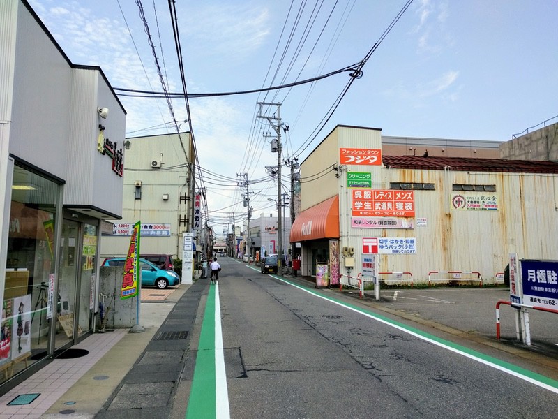 05花火通り商店街.jpg 05花火通り商店街