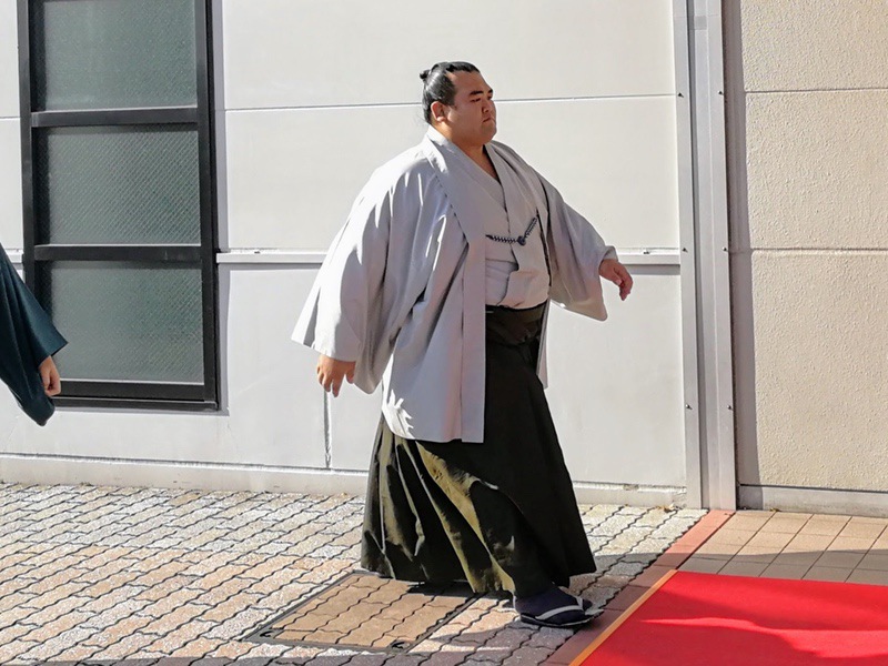 会場入り2017-16琴奨菊.jpg 会場入り2017 16琴奨菊