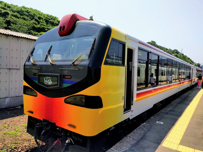 31くまげら深浦駅にて.jpg 31くまげら深浦駅にて