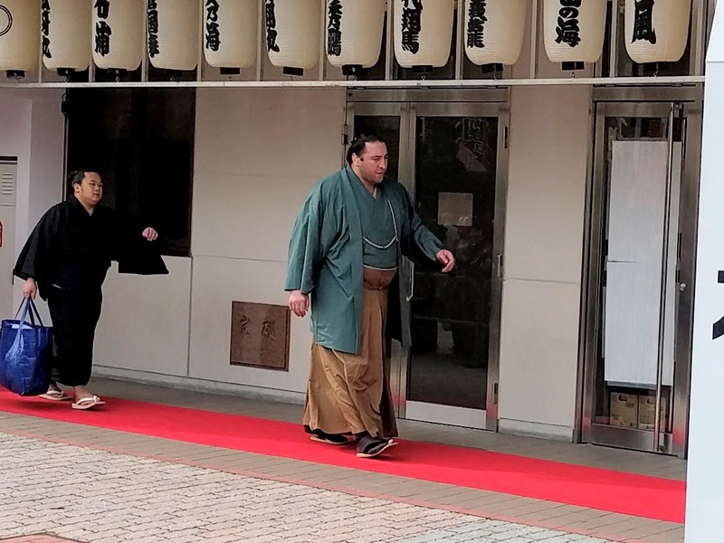 会場入り2016 15栃ノ心