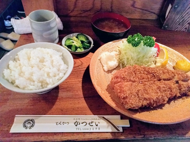 05ロースかつ定食