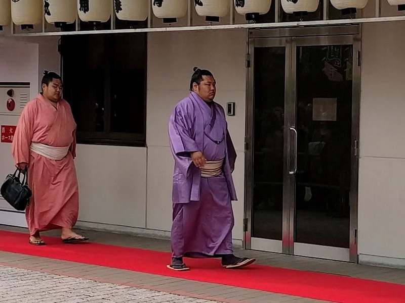 会場入り2016 20松鳳山
