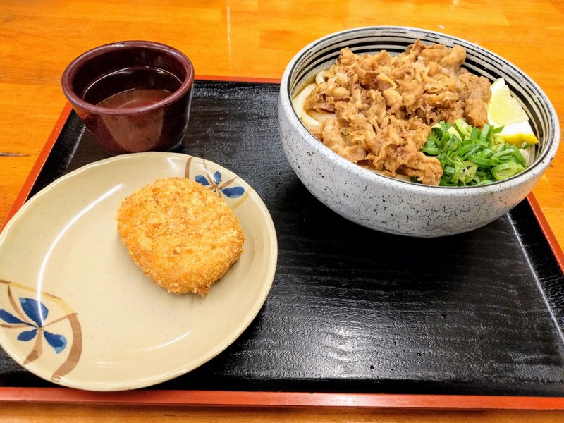 15肉ぶっかけとコロッケ.jpg 15肉ぶっかけとコロッケ